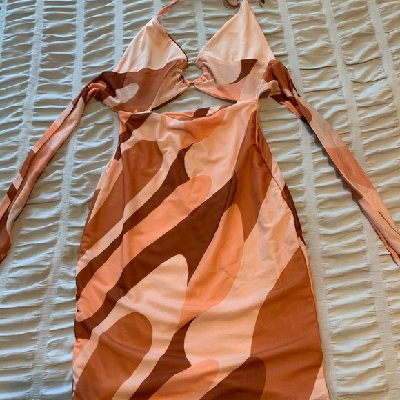 Princess Polly Size 2 BENNIE MINI DRESS BROWN PINK MULTI - Picture 5 of 7